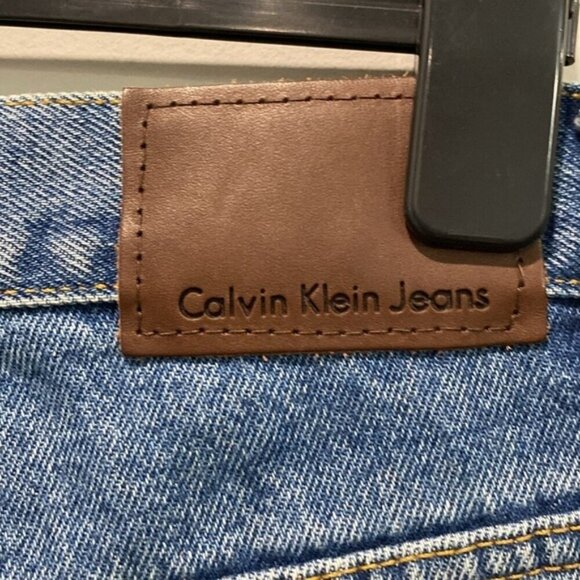 Calvin Klein Relax Fit Jeans size 34 - Picture 4 of 12
